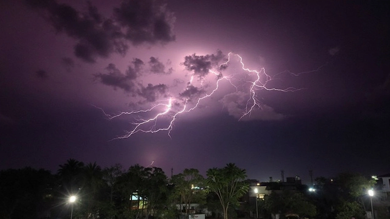 UP Weather Alert: Gusty Winds and Lightning Threaten 30 Districts, Residents Urged to Prepare